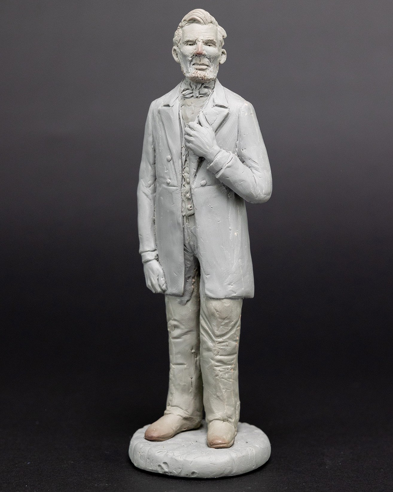 Abraham Lincoln, sculpture by Charlie McGrady, view 4