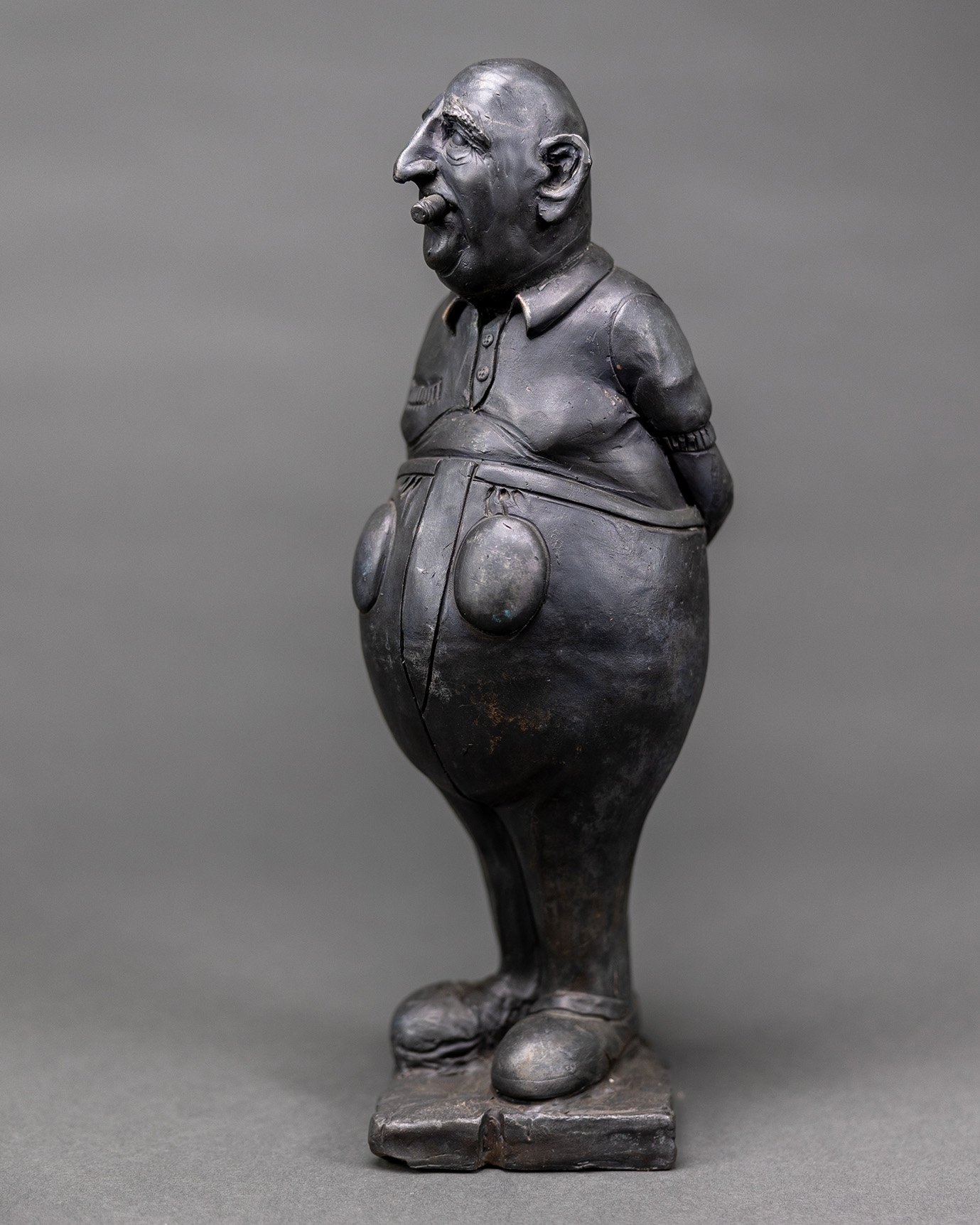 Country Club Guy, sculpture by Charlie McGrady, view 5