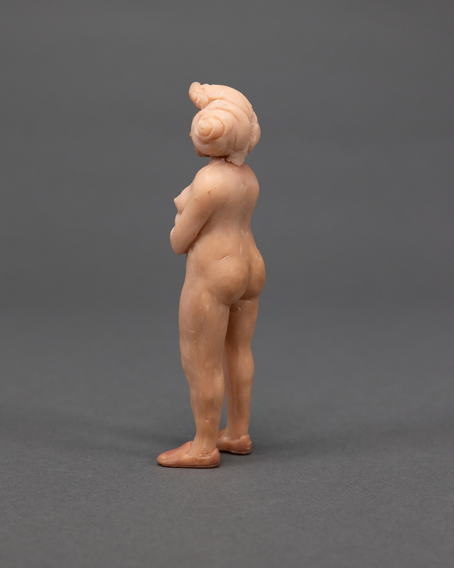 Crossed Arms, sculpture by Charlie McGrady, view 3